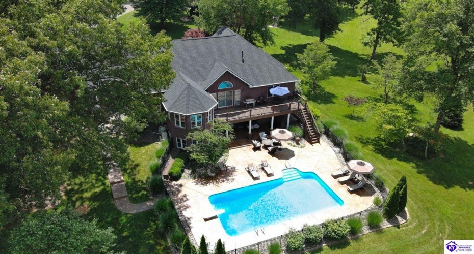 Hillcrest Drive, Brandenburg, Kentucky 40108, ,4 BathroomsBathrooms,For Sale,Hillcrest Drive,HK24002137