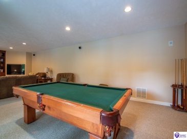 Hillcrest Drive, Brandenburg, Kentucky 40108, ,4 BathroomsBathrooms,For Sale,Hillcrest Drive,HK24002137