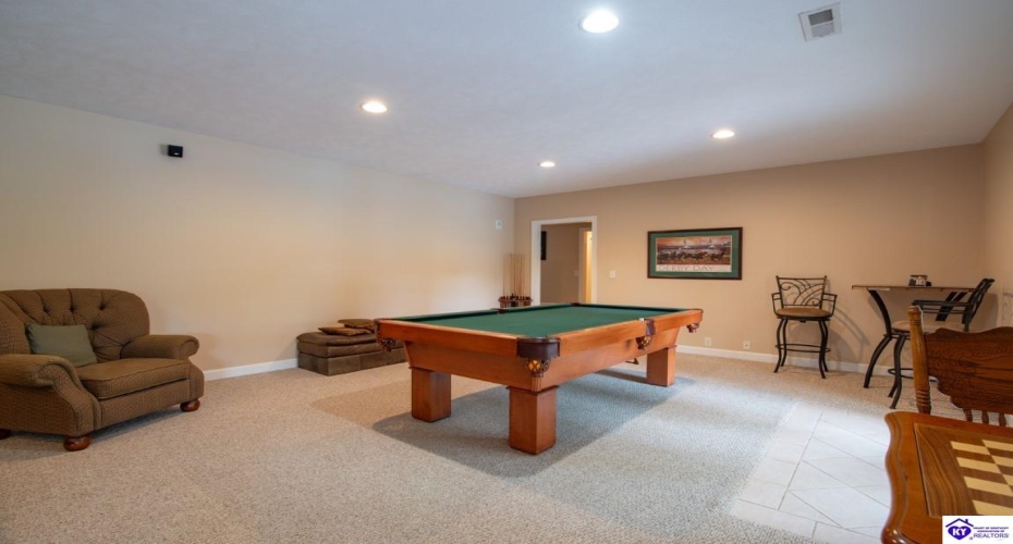 Hillcrest Drive, Brandenburg, Kentucky 40108, ,4 BathroomsBathrooms,For Sale,Hillcrest Drive,HK24002137