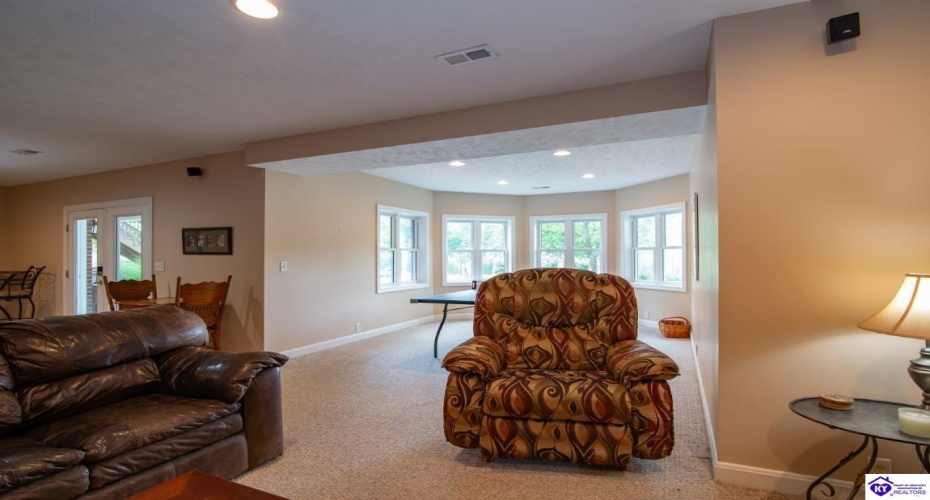 Hillcrest Drive, Brandenburg, Kentucky 40108, ,4 BathroomsBathrooms,For Sale,Hillcrest Drive,HK24002137