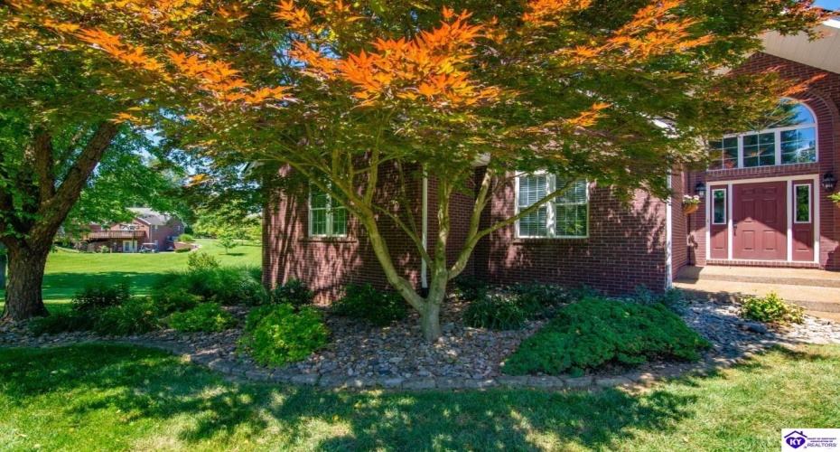 Hillcrest Drive, Brandenburg, Kentucky 40108, ,4 BathroomsBathrooms,For Sale,Hillcrest Drive,HK24002137