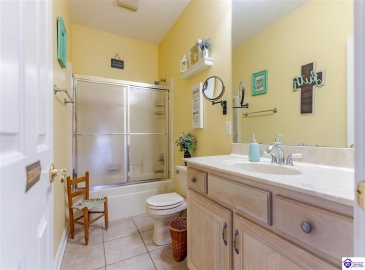 Meadow Court, Hardinsburg, Kentucky 40143, ,3 BathroomsBathrooms,For Sale,Meadow Court,HK24002172