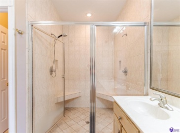 Meadow Court, Hardinsburg, Kentucky 40143, ,3 BathroomsBathrooms,For Sale,Meadow Court,HK24002172