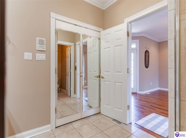 Meadow Court, Hardinsburg, Kentucky 40143, ,3 BathroomsBathrooms,For Sale,Meadow Court,HK24002172