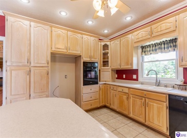 Meadow Court, Hardinsburg, Kentucky 40143, ,3 BathroomsBathrooms,For Sale,Meadow Court,HK24002172