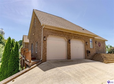 Meadow Court, Hardinsburg, Kentucky 40143, ,3 BathroomsBathrooms,For Sale,Meadow Court,HK24002172