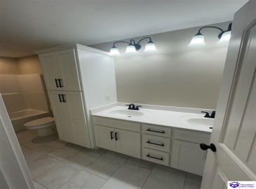 New Orleans Ct, Taylorsville, Kentucky 40071, ,2 BathroomsBathrooms,For Sale,New Orleans Ct,HK24002204