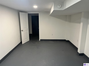 Bush Lane, Elizabethtown, Kentucky 42701, ,3 BathroomsBathrooms,For Sale,Bush Lane,HK24002206