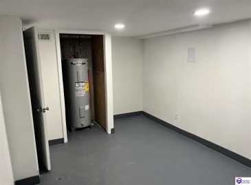 Bush Lane, Elizabethtown, Kentucky 42701, ,3 BathroomsBathrooms,For Sale,Bush Lane,HK24002206