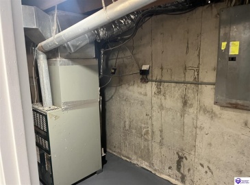 Bush Lane, Elizabethtown, Kentucky 42701, ,3 BathroomsBathrooms,For Sale,Bush Lane,HK24002206