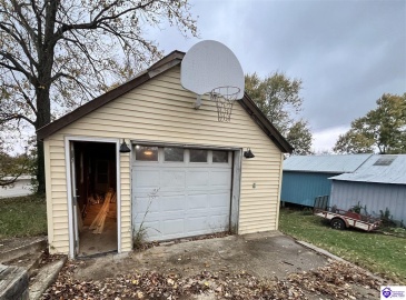 Bush Lane, Elizabethtown, Kentucky 42701, ,3 BathroomsBathrooms,For Sale,Bush Lane,HK24002206