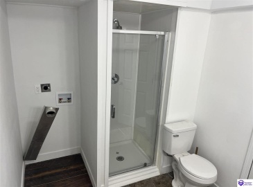 Bush Lane, Elizabethtown, Kentucky 42701, ,3 BathroomsBathrooms,For Sale,Bush Lane,HK24002206