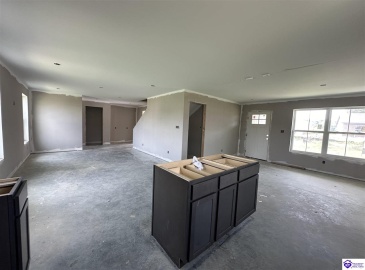 Bessels Boulevard, Louisville, Kentucky 40272, ,3 BathroomsBathrooms,For Sale,Bessels Boulevard,HK24002215