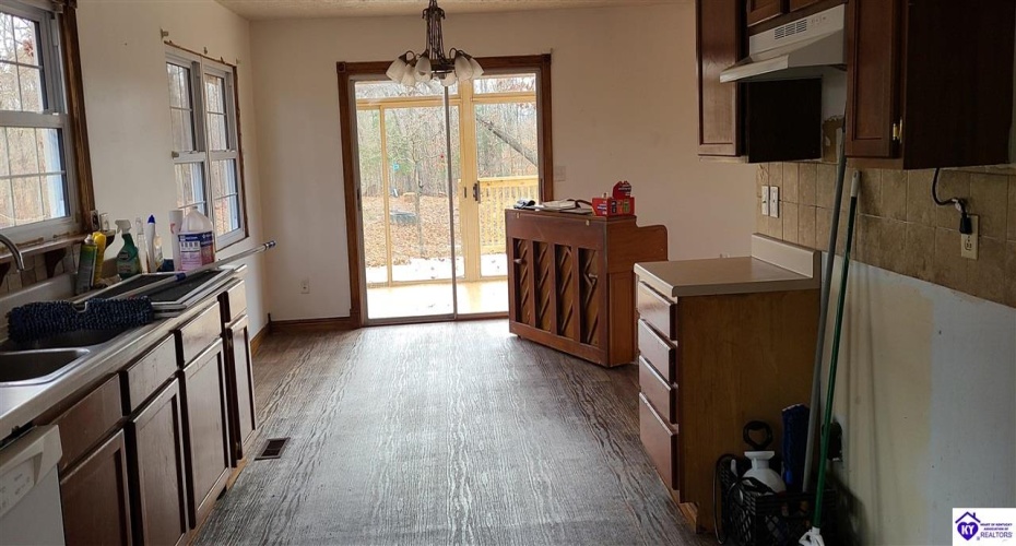 Dennison Road, Magnolia, Kentucky 42757, ,3 BathroomsBathrooms,For Sale,Dennison Road,HK24002232