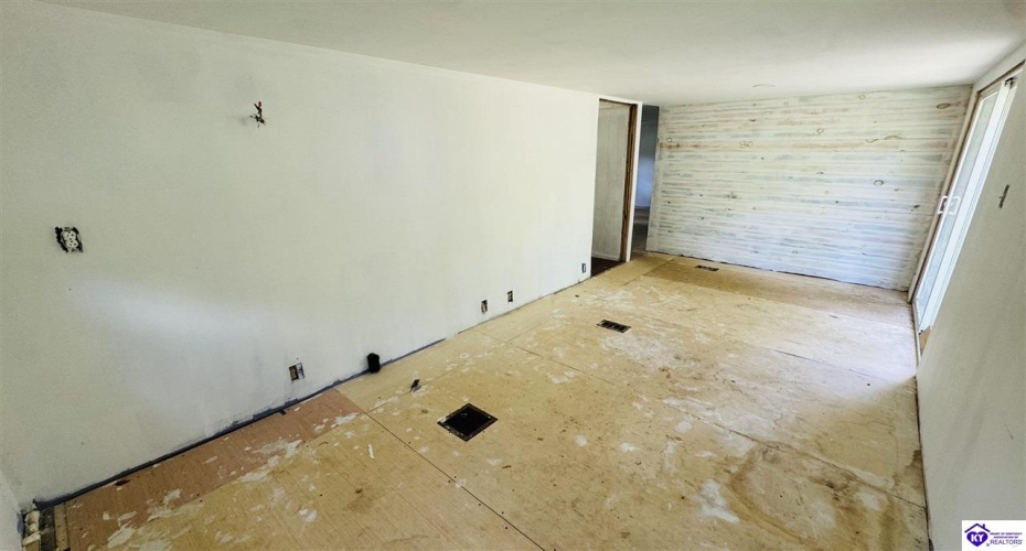 Foxwood Circle, Leitchfield, Kentucky 42754, ,1 BathroomBathrooms,For Sale,Foxwood Circle,HK24002259