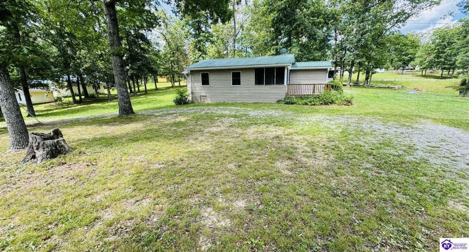 Foxwood Circle, Leitchfield, Kentucky 42754, ,1 BathroomBathrooms,For Sale,Foxwood Circle,HK24002259