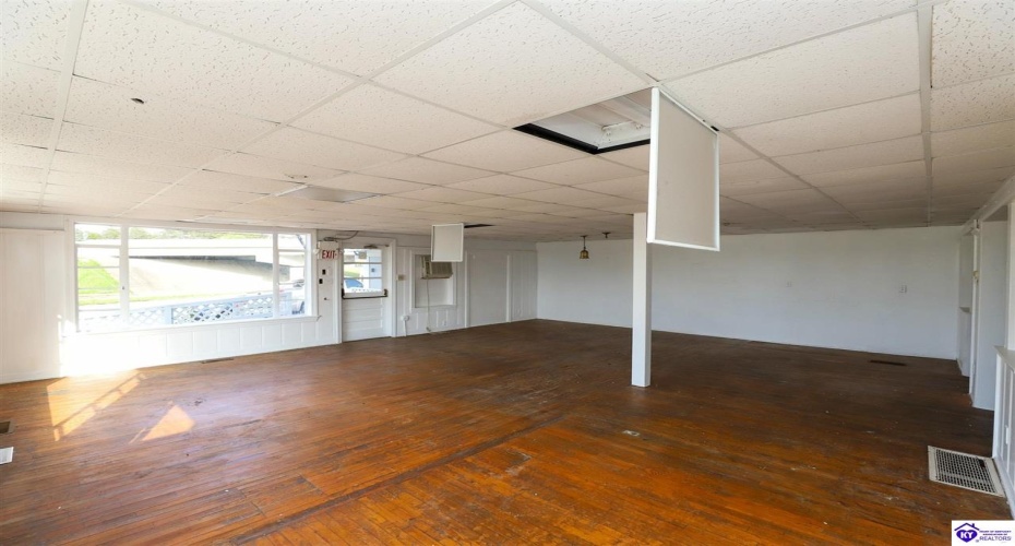 Dixie Boulevard, Radcliff, Kentucky 40160, ,For Sale,Dixie Boulevard,HK24002274