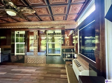 Pebble Beach Court, Vine Grove, Kentucky 40175, ,4 BathroomsBathrooms,For Sale,Pebble Beach Court,HK24000710