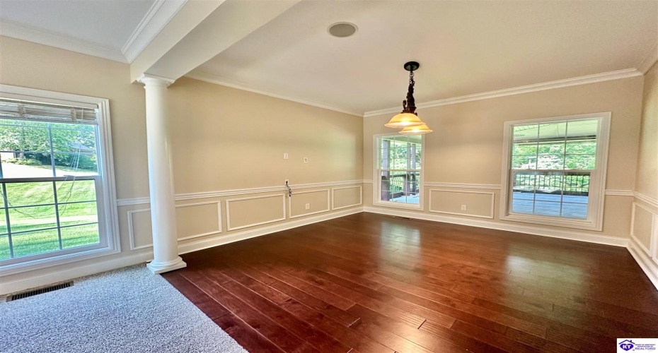 Pebble Beach Court, Vine Grove, Kentucky 40175, ,4 BathroomsBathrooms,For Sale,Pebble Beach Court,HK24000710