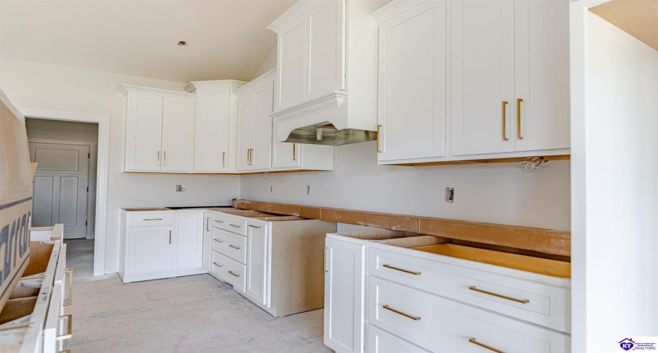 Bonfire Lane, Elizabethtown, Kentucky 42701, ,2 BathroomsBathrooms,For Sale,Bonfire Lane,HK24002273