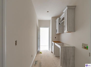 Bonfire Lane, Elizabethtown, Kentucky 42701, ,2 BathroomsBathrooms,For Sale,Bonfire Lane,HK24002273