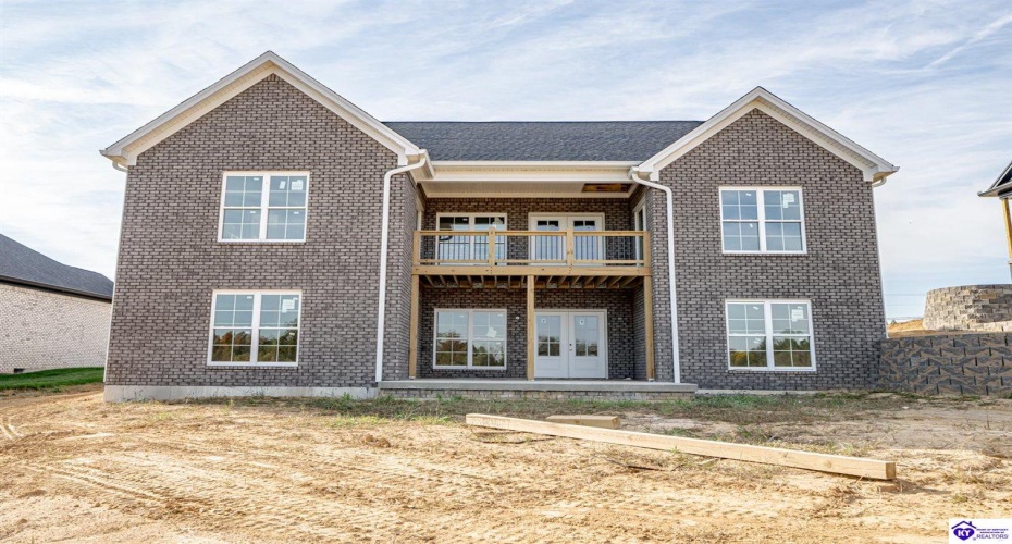 Bonfire Lane, Elizabethtown, Kentucky 42701, ,2 BathroomsBathrooms,For Sale,Bonfire Lane,HK24002273