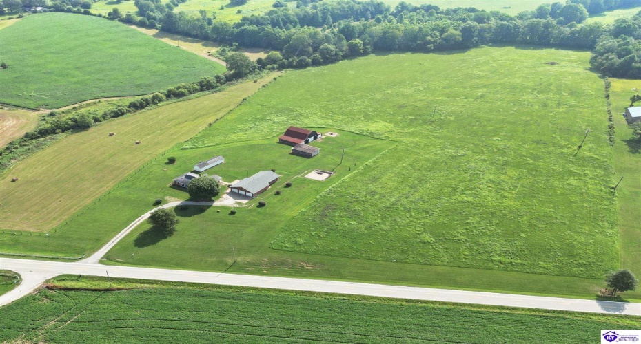 Greensburg Road, Buffalo, Kentucky 42716, ,2 BathroomsBathrooms,For Sale,Greensburg Road,HK24002281