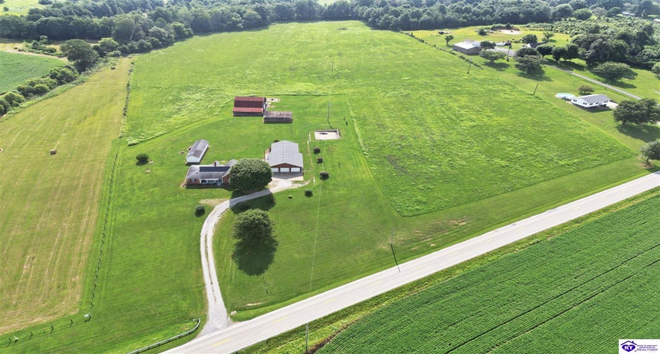 Greensburg Road, Buffalo, Kentucky 42716, ,2 BathroomsBathrooms,For Sale,Greensburg Road,HK24002281