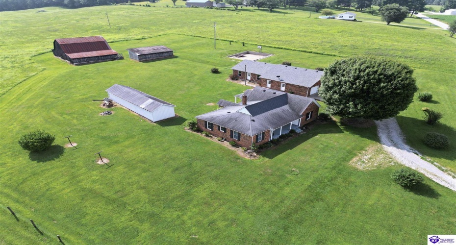 Greensburg Road, Buffalo, Kentucky 42716, ,2 BathroomsBathrooms,For Sale,Greensburg Road,HK24002281