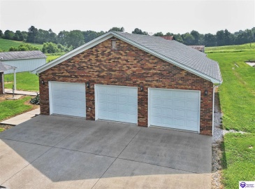 Greensburg Road, Buffalo, Kentucky 42716, ,2 BathroomsBathrooms,For Sale,Greensburg Road,HK24002281