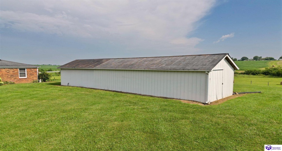 Greensburg Road, Buffalo, Kentucky 42716, ,2 BathroomsBathrooms,For Sale,Greensburg Road,HK24002281