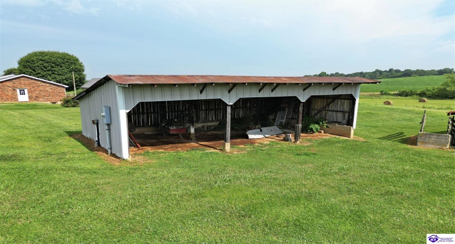 Greensburg Road, Buffalo, Kentucky 42716, ,2 BathroomsBathrooms,For Sale,Greensburg Road,HK24002281