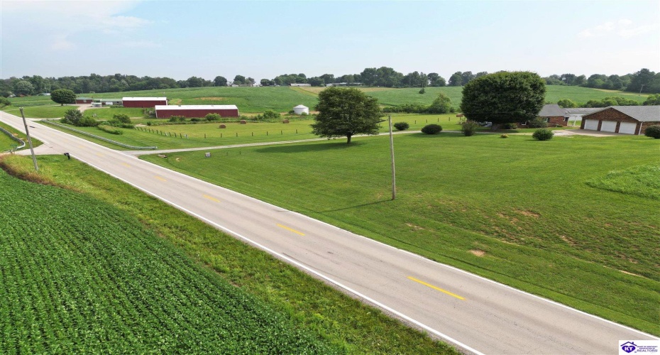 Greensburg Road, Buffalo, Kentucky 42716, ,2 BathroomsBathrooms,For Sale,Greensburg Road,HK24002281