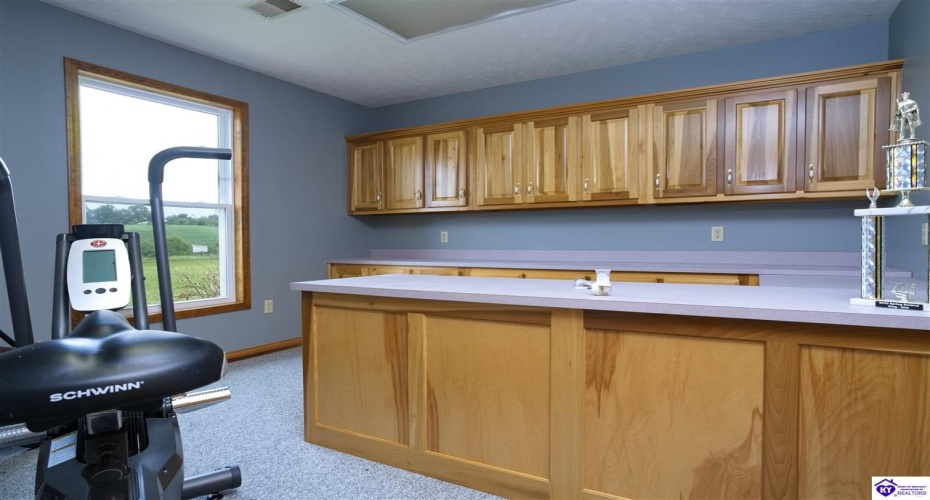 Greensburg Road, Buffalo, Kentucky 42716, ,2 BathroomsBathrooms,For Sale,Greensburg Road,HK24002281