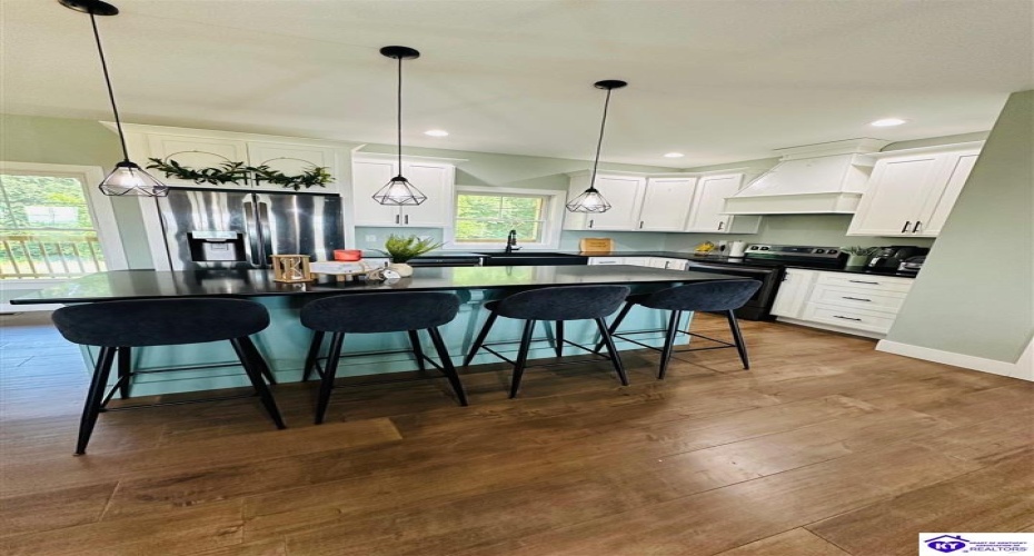 White Rose Road, Campbellsville, Kentucky 42718, ,2 BathroomsBathrooms,For Sale,White Rose Road,HK24002297