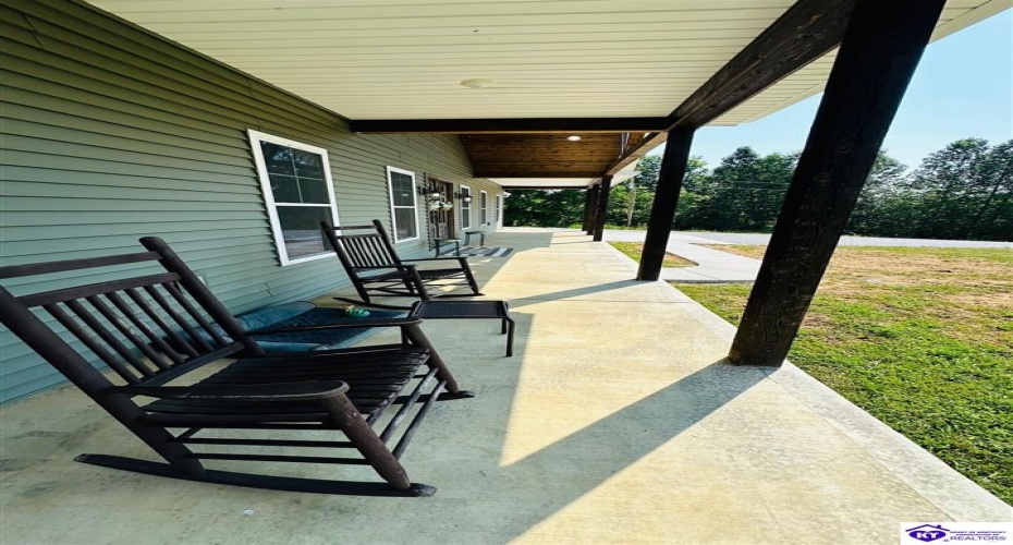 White Rose Road, Campbellsville, Kentucky 42718, ,2 BathroomsBathrooms,For Sale,White Rose Road,HK24002297