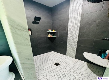 White Rose Road, Campbellsville, Kentucky 42718, ,2 BathroomsBathrooms,For Sale,White Rose Road,HK24002297