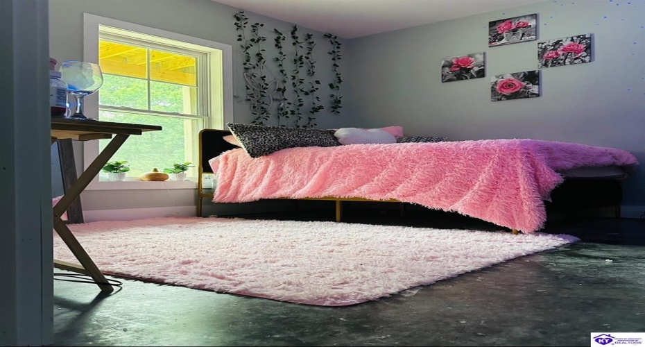 White Rose Road, Campbellsville, Kentucky 42718, ,2 BathroomsBathrooms,For Sale,White Rose Road,HK24002297