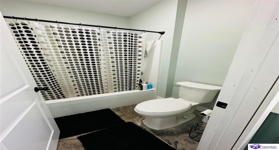 White Rose Road, Campbellsville, Kentucky 42718, ,2 BathroomsBathrooms,For Sale,White Rose Road,HK24002297