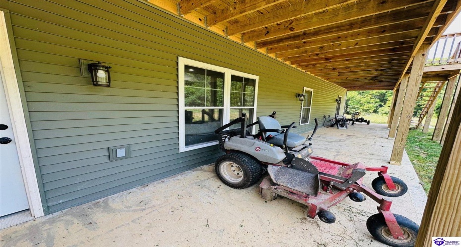 White Rose Road, Campbellsville, Kentucky 42718, ,2 BathroomsBathrooms,For Sale,White Rose Road,HK24002297