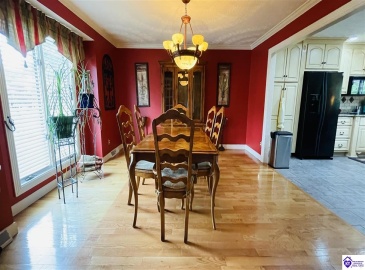 Beechwood Drive, Campbellsville, Kentucky 42718, ,3 BathroomsBathrooms,For Sale,Beechwood Drive,HK24002301