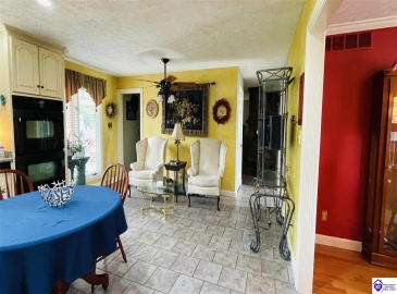 Beechwood Drive, Campbellsville, Kentucky 42718, ,3 BathroomsBathrooms,For Sale,Beechwood Drive,HK24002301