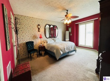 Beechwood Drive, Campbellsville, Kentucky 42718, ,3 BathroomsBathrooms,For Sale,Beechwood Drive,HK24002301