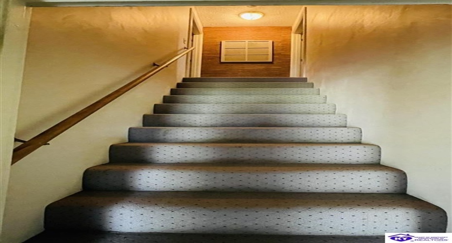 Beechwood Drive, Campbellsville, Kentucky 42718, ,3 BathroomsBathrooms,For Sale,Beechwood Drive,HK24002301