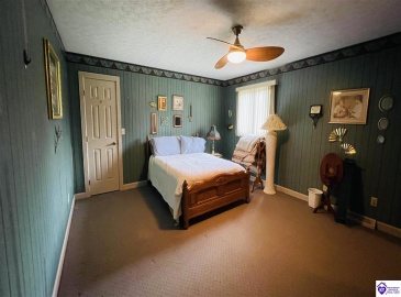 Beechwood Drive, Campbellsville, Kentucky 42718, ,3 BathroomsBathrooms,For Sale,Beechwood Drive,HK24002301