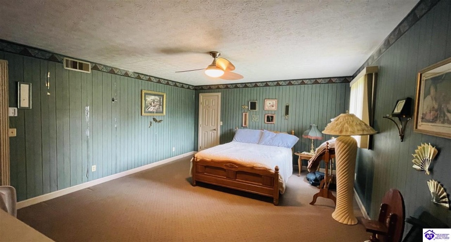 Beechwood Drive, Campbellsville, Kentucky 42718, ,3 BathroomsBathrooms,For Sale,Beechwood Drive,HK24002301