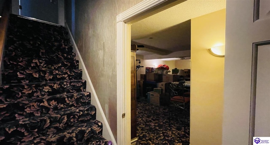 Beechwood Drive, Campbellsville, Kentucky 42718, ,3 BathroomsBathrooms,For Sale,Beechwood Drive,HK24002301