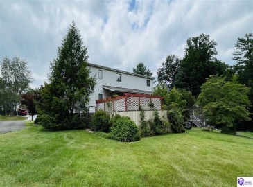 Beechwood Drive, Campbellsville, Kentucky 42718, ,3 BathroomsBathrooms,For Sale,Beechwood Drive,HK24002301