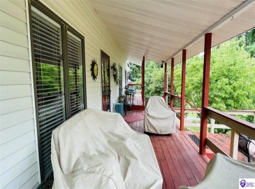 Beechwood Drive, Campbellsville, Kentucky 42718, ,3 BathroomsBathrooms,For Sale,Beechwood Drive,HK24002301