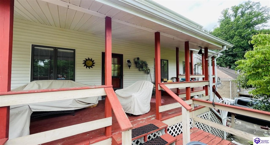 Beechwood Drive, Campbellsville, Kentucky 42718, ,3 BathroomsBathrooms,For Sale,Beechwood Drive,HK24002301